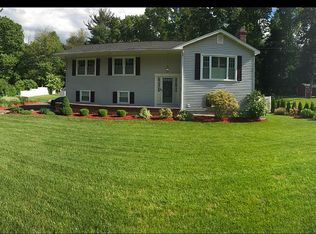 31 Timber Trl, East Hartford, CT 06118