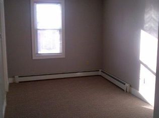 184 S Main St, Suffield, CT 06078