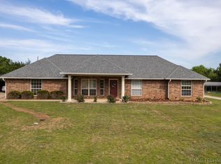 211 Abshire Cir, Ardmore, OK 73401