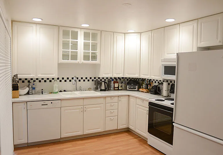 420 NW Dack Ct — Photo 8