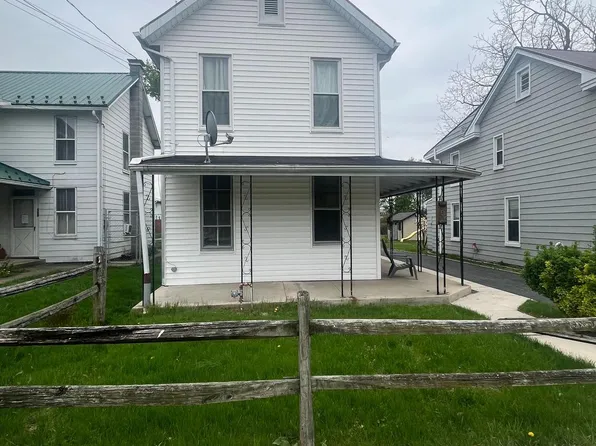 762 Broad St Floor B-1, Chambersburg, PA 17201