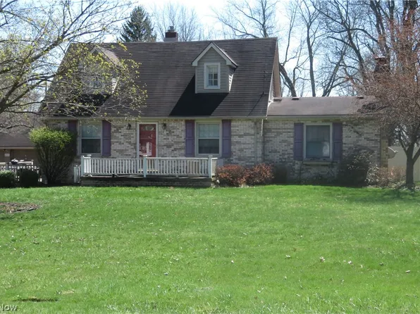 6531 Columbiana New Castle Rd, New Middletown, OH 44442