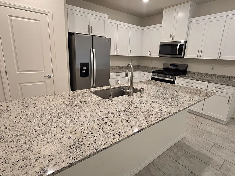 7647 Duran Harbor Ln — Photo 37