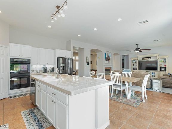 4th image of 1512 Gentle Brook St