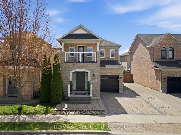 27 Dolce Cres, Vaughan, ON L4H 3C7
