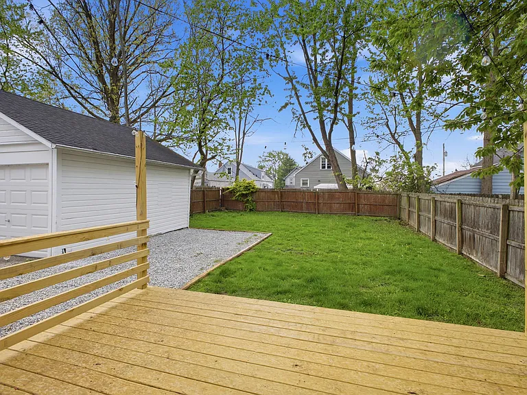 844 Harrison Ave — Photo 6