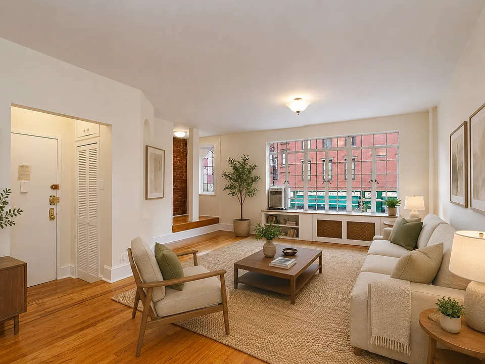 53 Greenwich Ave #1