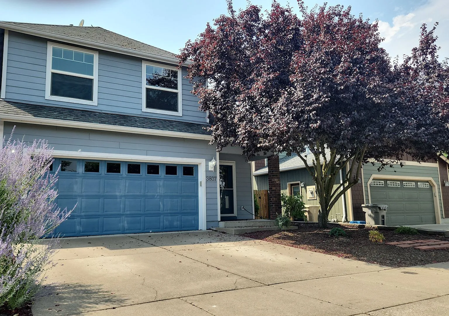 Cat Pet Friendly 3 Bed / 2.5 Bath Home Near I-5 in Albany, OR — Photo 1