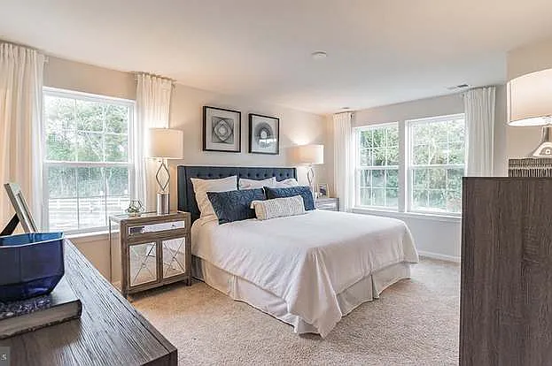 10 Peregrine Way — Photo 32