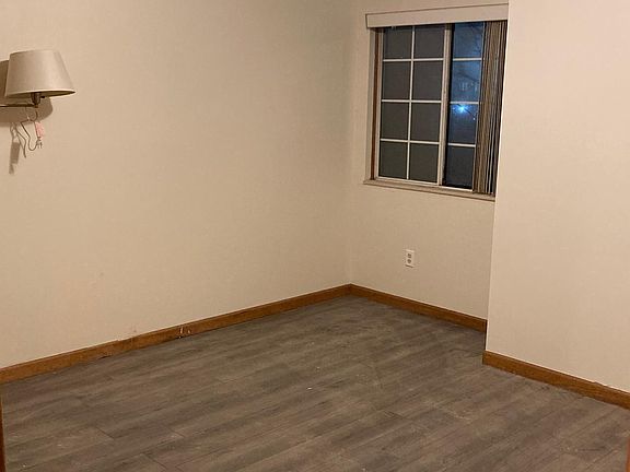 4th image of 30616 Oakridge Manor Dr #30616