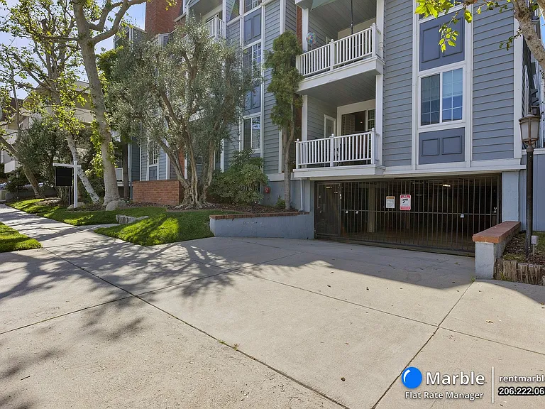 11667 Gorham Ave #104 — Photo 21