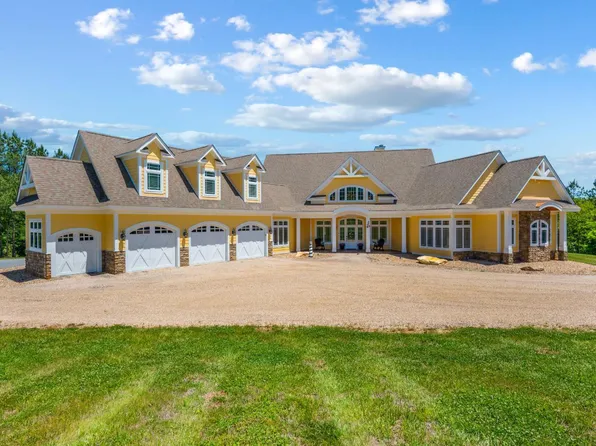 1038 Lees Mill Ln, Goode, VA 24556