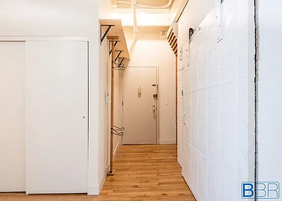 Rented by Brooklyn Bridge | media 12