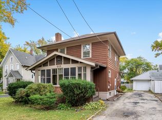 619 Walnut Ave, Elgin, IL 60123