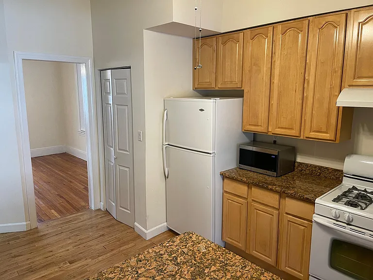 115 Hauxhurst Ave #1 — Photo 24