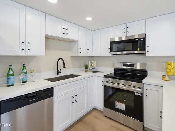 3033 N 39th Street #3, Phoenix, AZ 85018