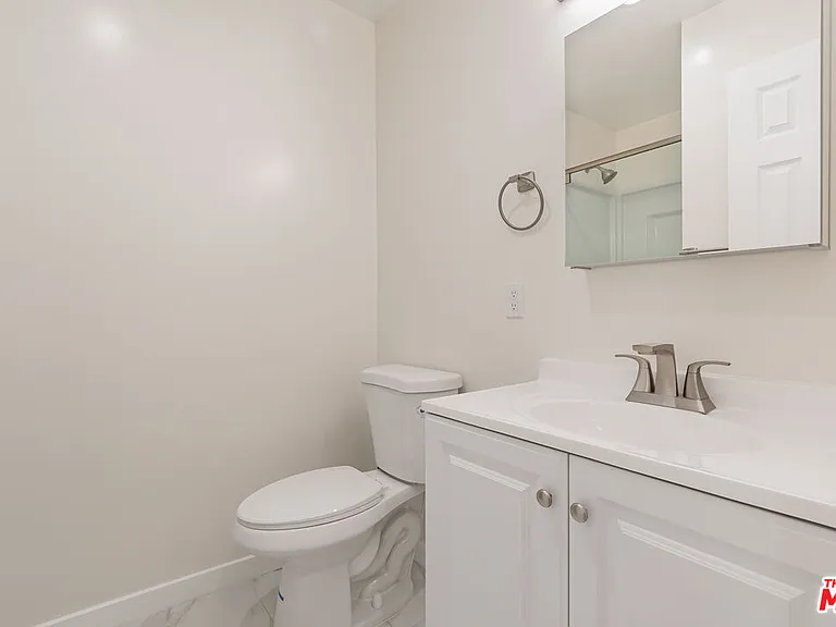 1049 Sonora Ave #1049A — Photo 9