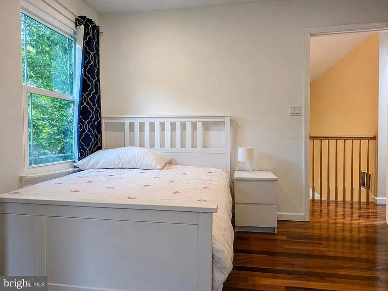 72 Harvard Cir — Photo 19