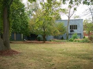 6900 Meeker Rd, Dayton, OH 45414