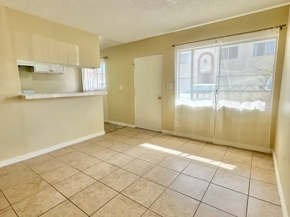 25511 1/2 Western Ave, Lomita, CA 90717