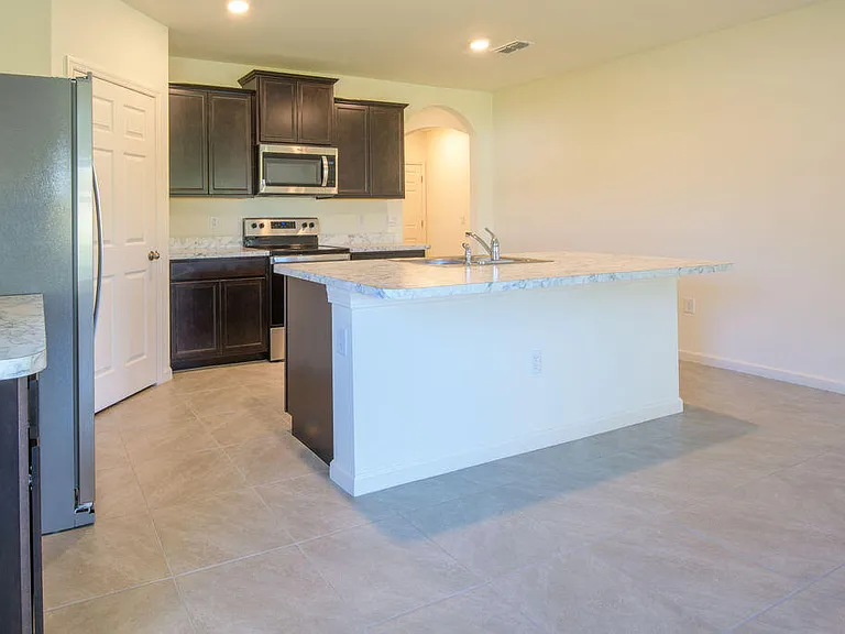 2525 SW Westfield St — Photo 20