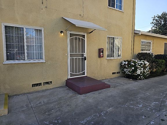 3rd image of 224 1/2 N 7th St