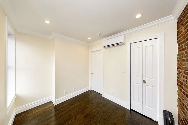 Rented by Avenues Real Estate | media 15