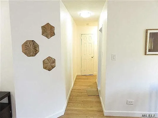 Rented by Trusted Property Advisors Corp | media 13