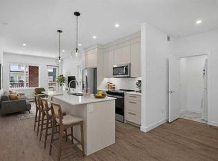6 N Merganser Dr W #3201, Chestermere, AB T1X1K9
