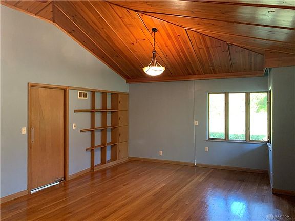 3rd image of 4334 Dorset Dr