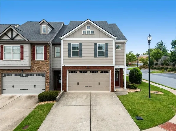 100 Kasey Dr, Woodstock, GA 30189