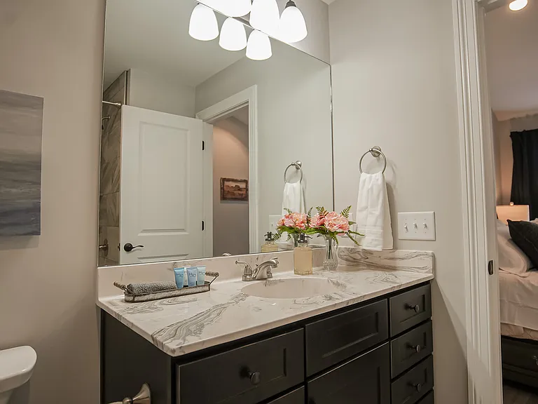 403 Peyton Pl — Photo 33