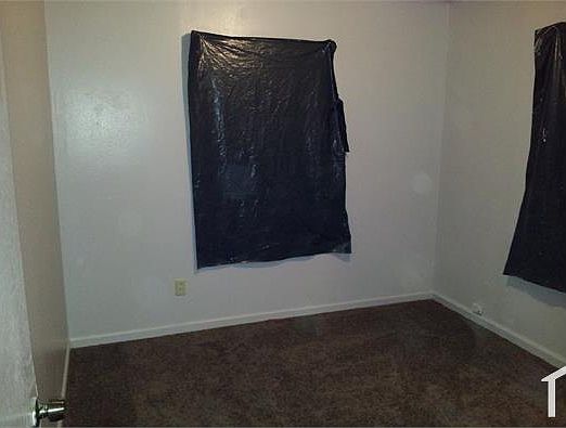 5th image of 6541 Burke St