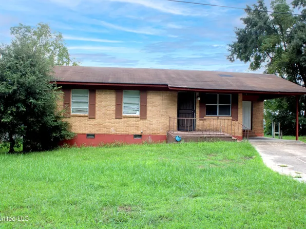 6125 Dora Ave, Moss Point, MS 39563