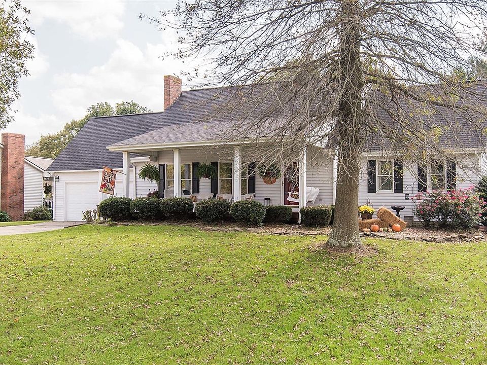 1st image of 527 Missionary Ln