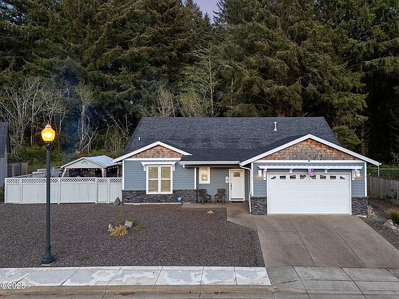 2nd image of 2969 NE 61st Pl