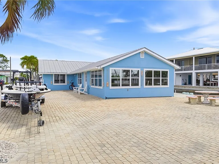 2669 Coco Plum Dr — Photo 32