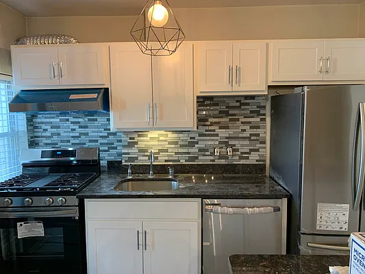 Rented by Voro, LLC | media 46