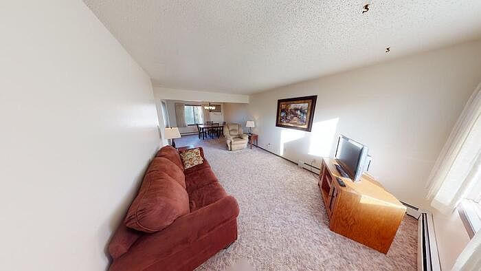 1st image of 209 N 11th St #4