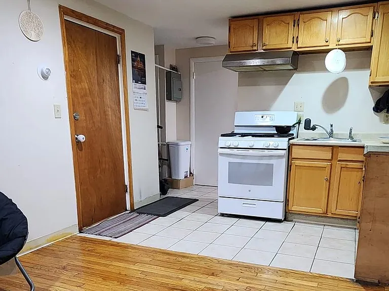 65A Beach St #3A — Photo 4