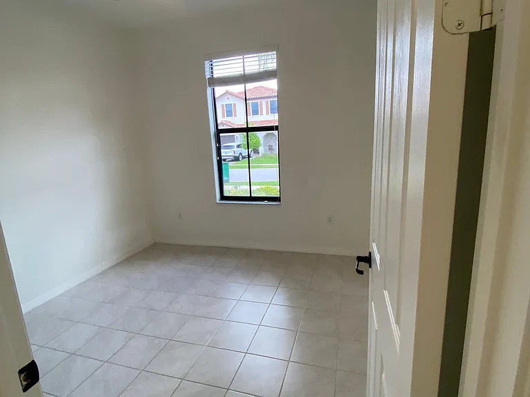 5447 Useppa Dr — Photo 7