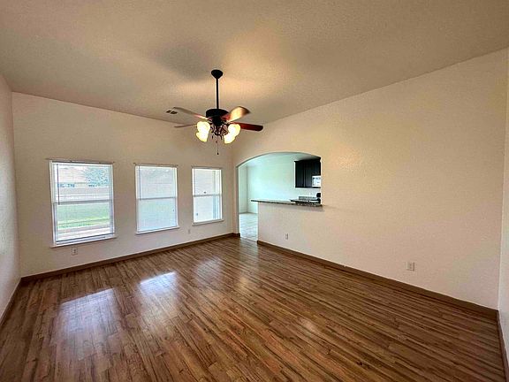 2nd image of 1555 Twin Estates Dr