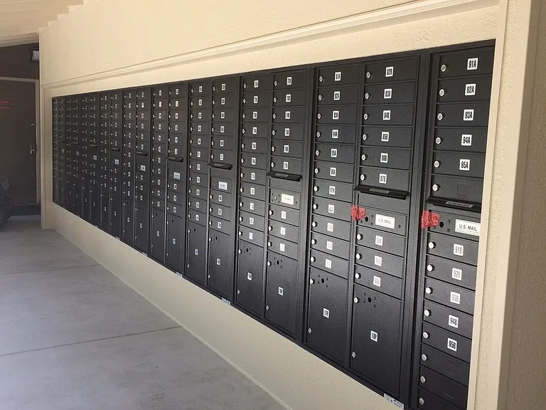 Sierra Woods Apartments — Photo 8