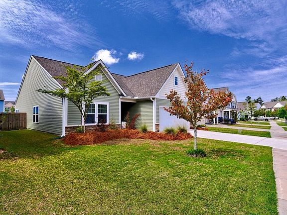 3rd image of 334 Dunlin Dr
