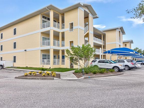 3rd image of 102 Natures Way Unit 2205