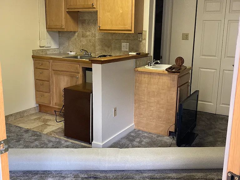 2000 Canyon Blvd — Photo 1