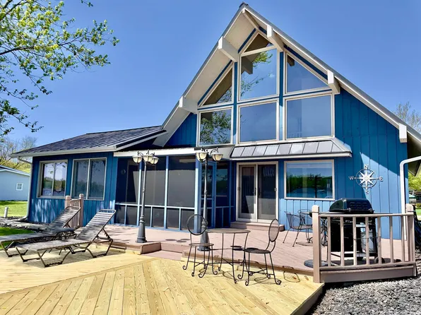 4 Ems B3al Ln, Leesburg, IN 46538