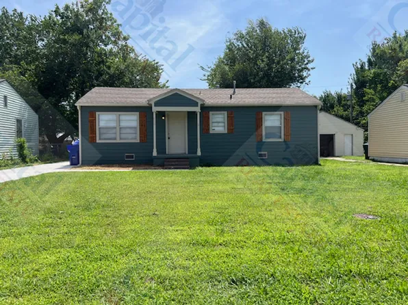 806 Bell Dr, Midwest City, OK 73110