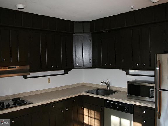 5th image of 7301 Old Dominion Dr
