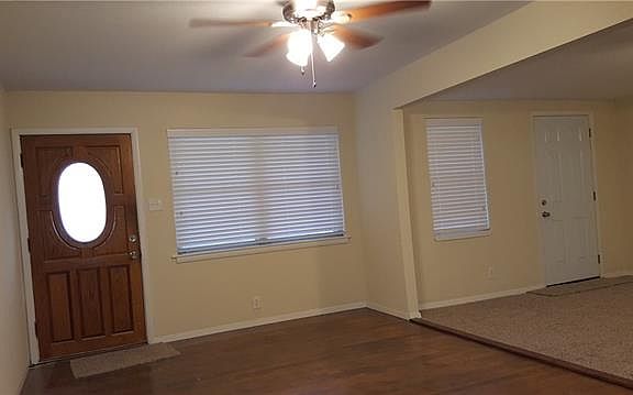 2nd image of 913 W Tucker Blvd